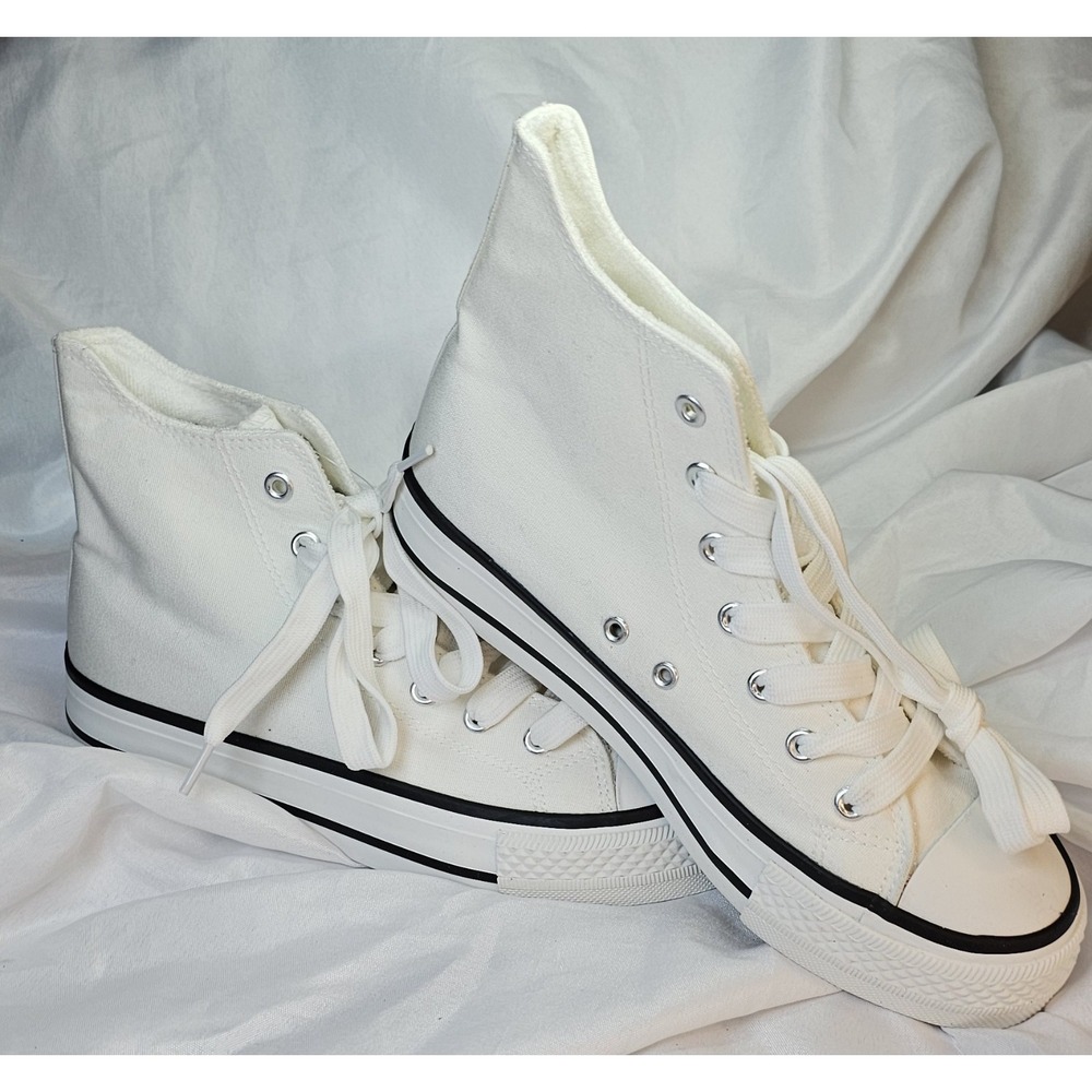 Heez, Women's Size 7 -Lace Up High Top Canvas Sneakers Tennis Shoes - Picture 5 of 9